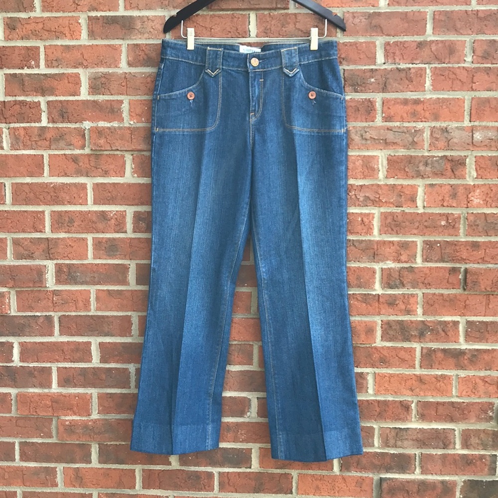Vintage woman’s Levi’s bell bottoms-medium wash L-almost 34” W-34”